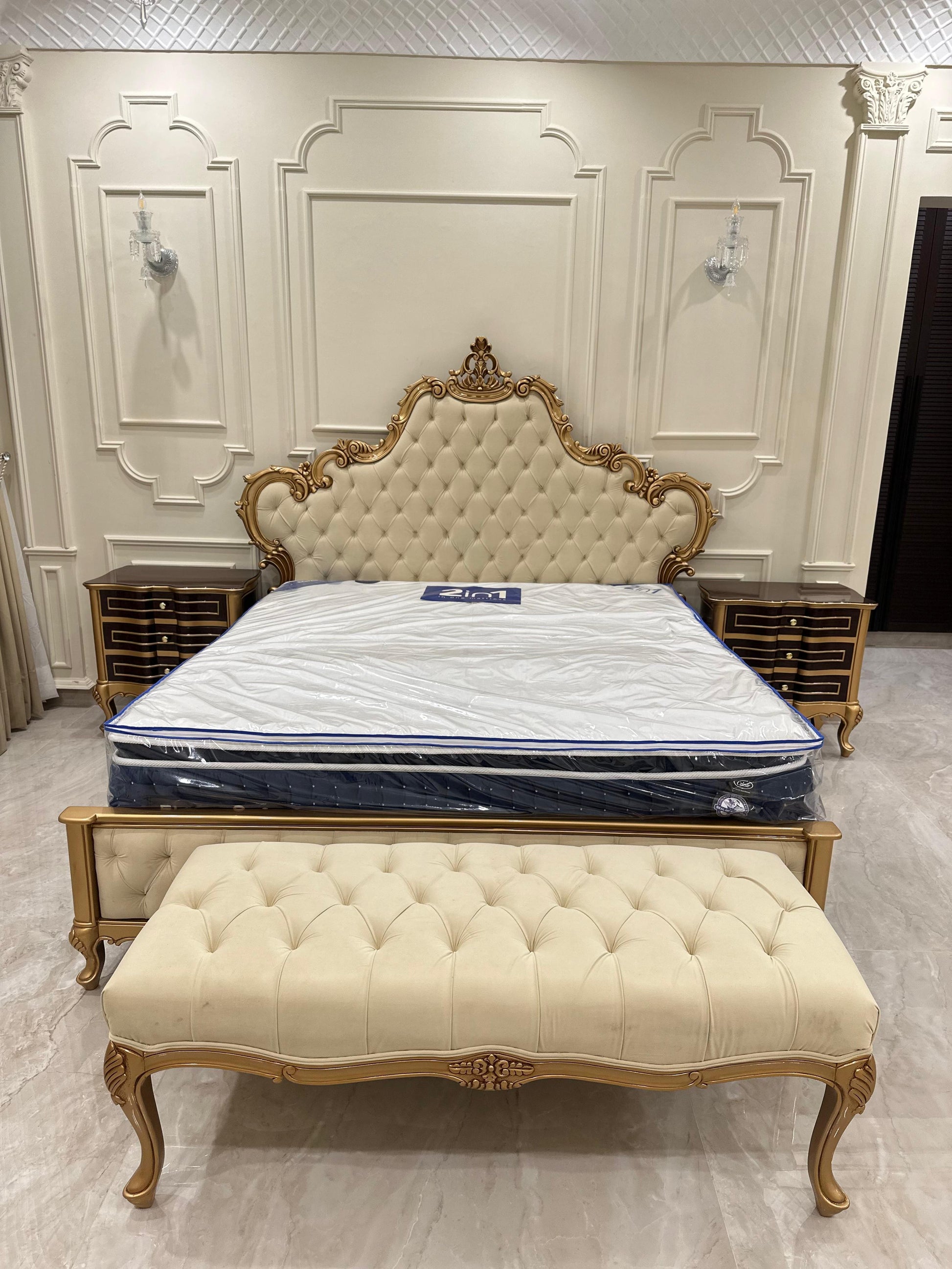 Double Bed Set Carving Style