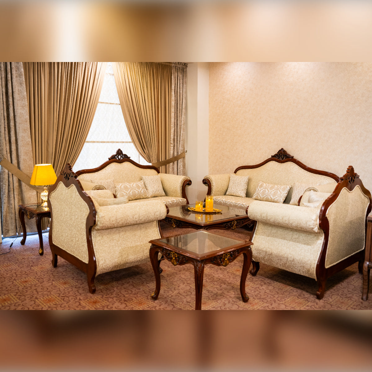Royal Style Sofa Set