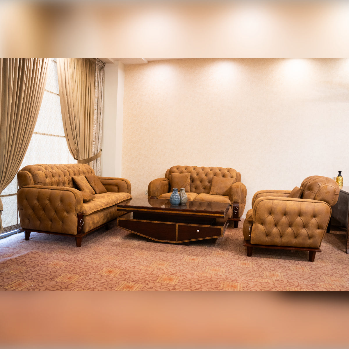 B Style Sofa Set