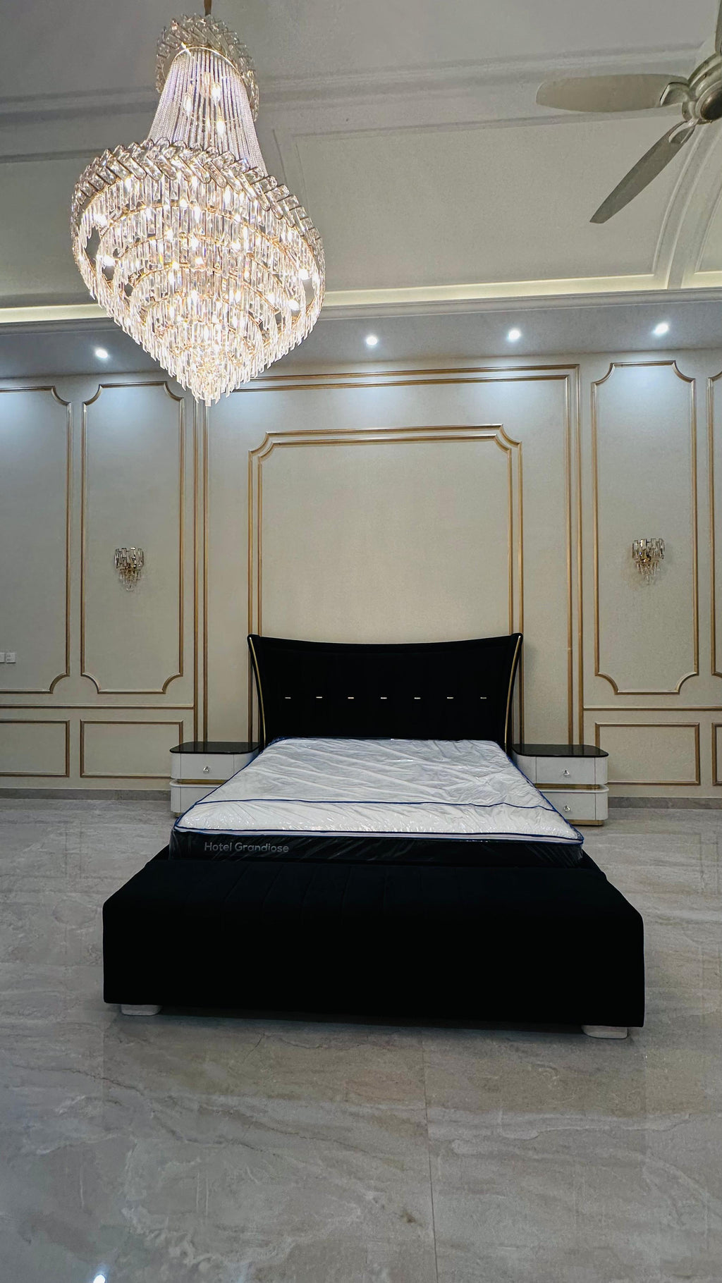 Crown Style Bed Set