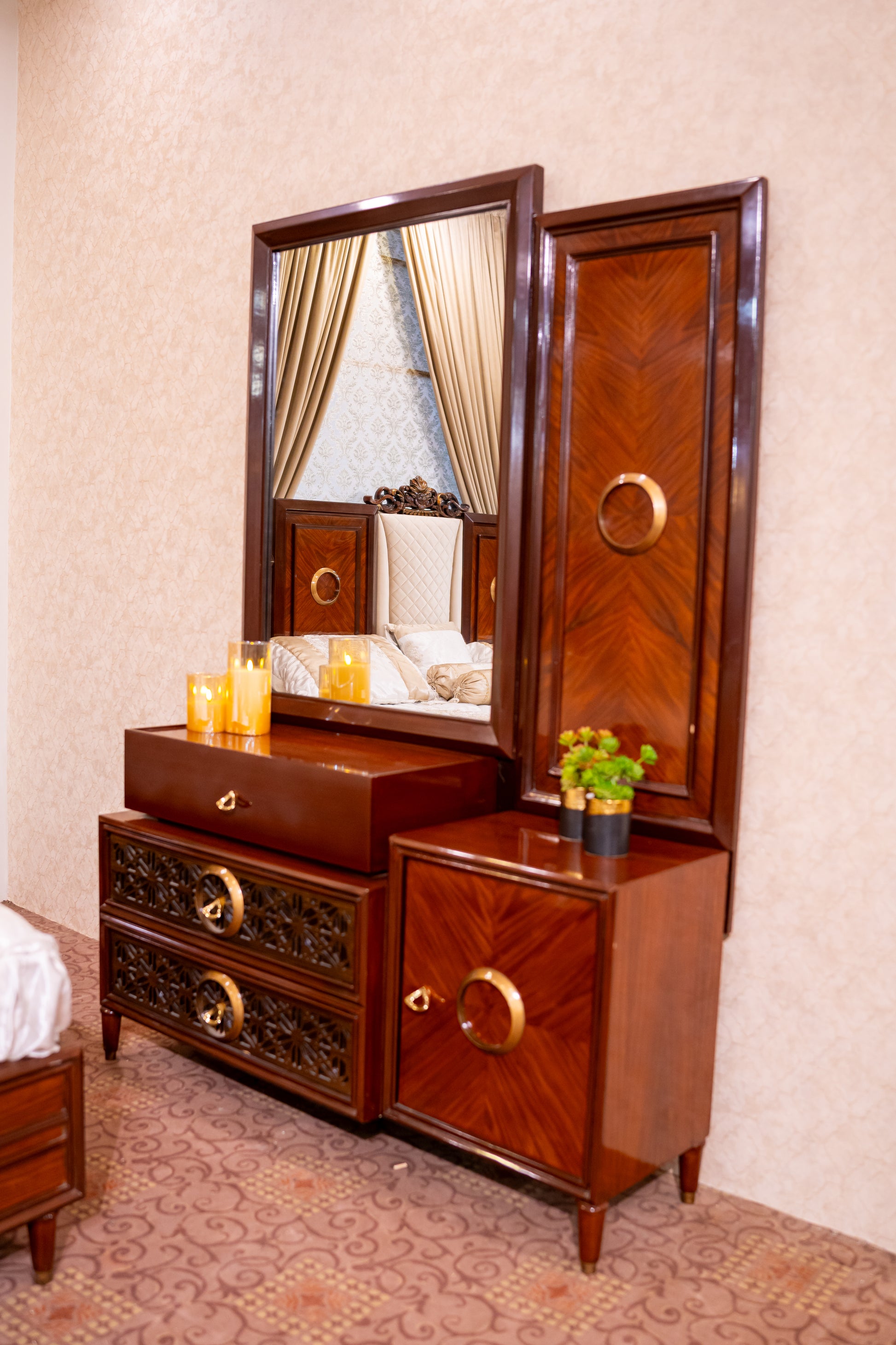 Rosewood Bed Set