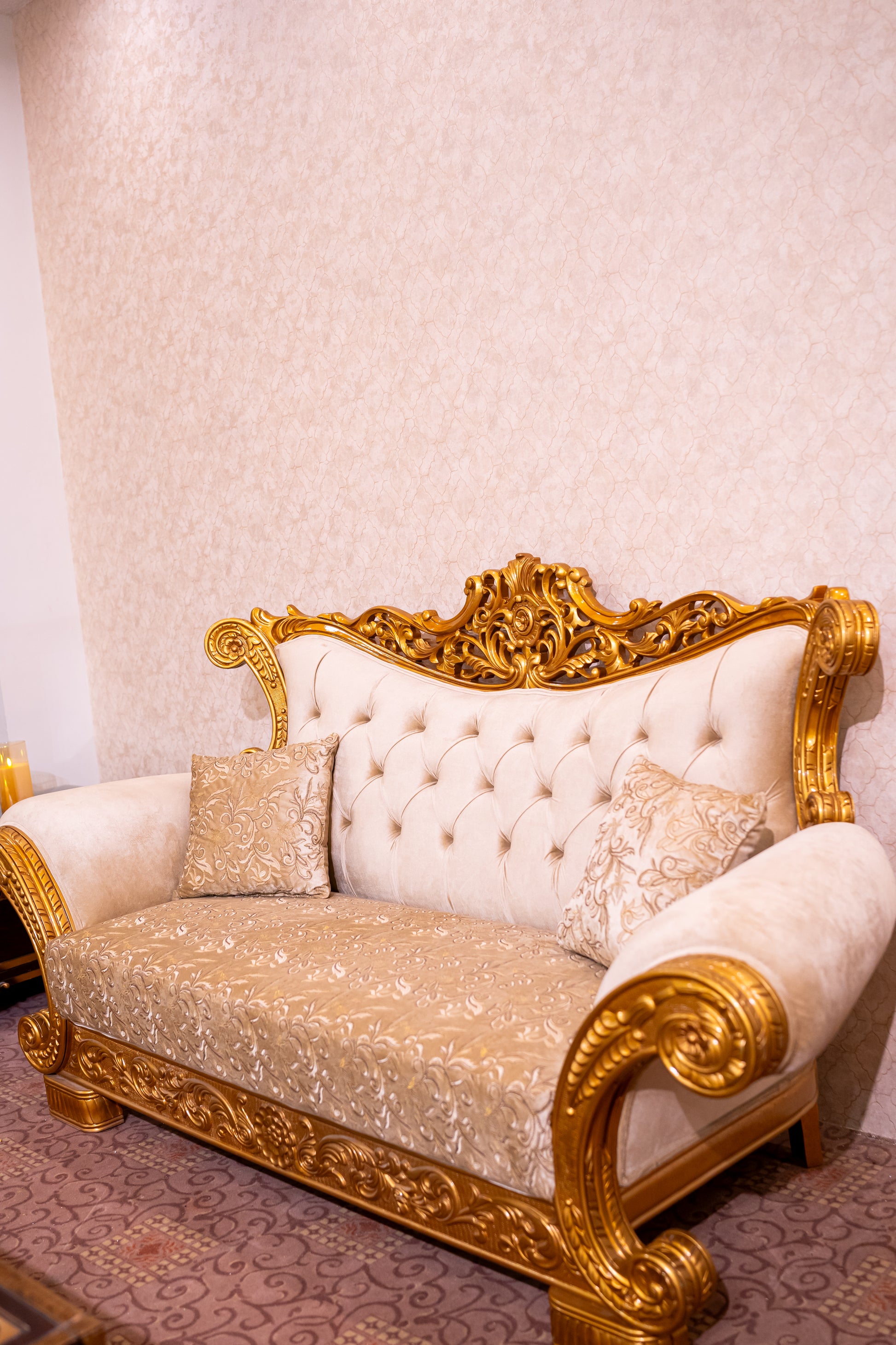 King Style Sofa Set