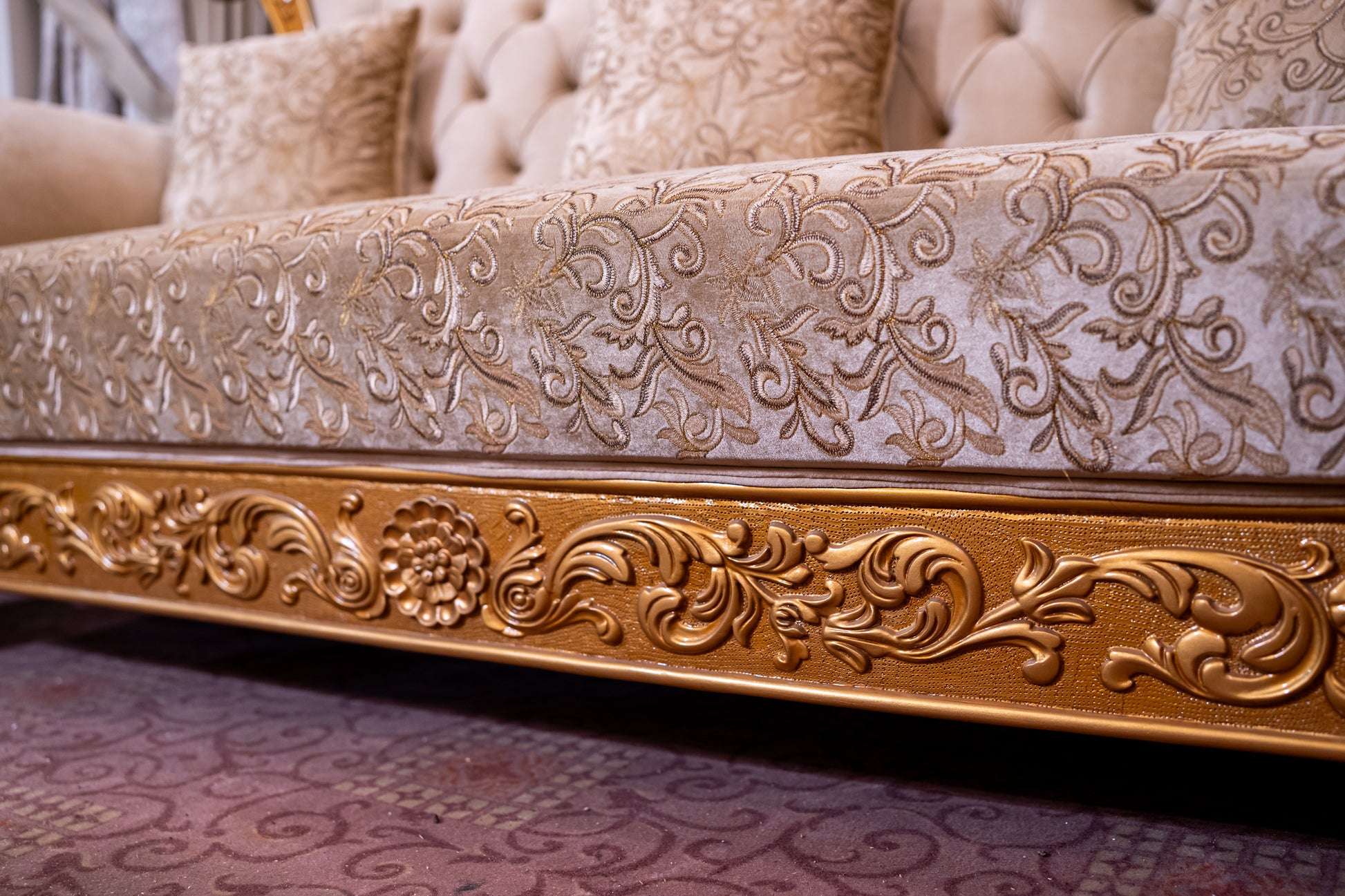 King Style Sofa Set
