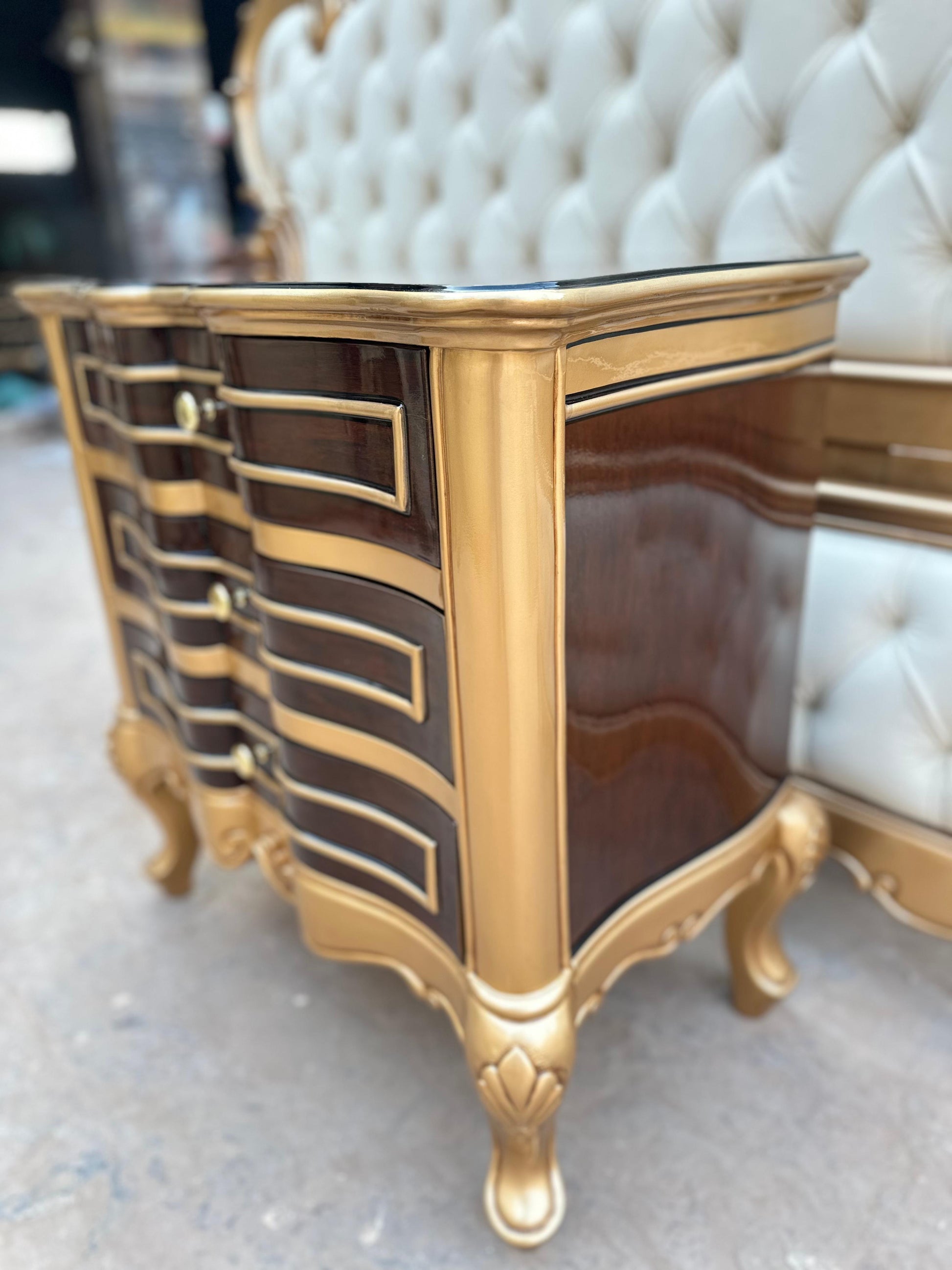 Double Bed Set Carving Style