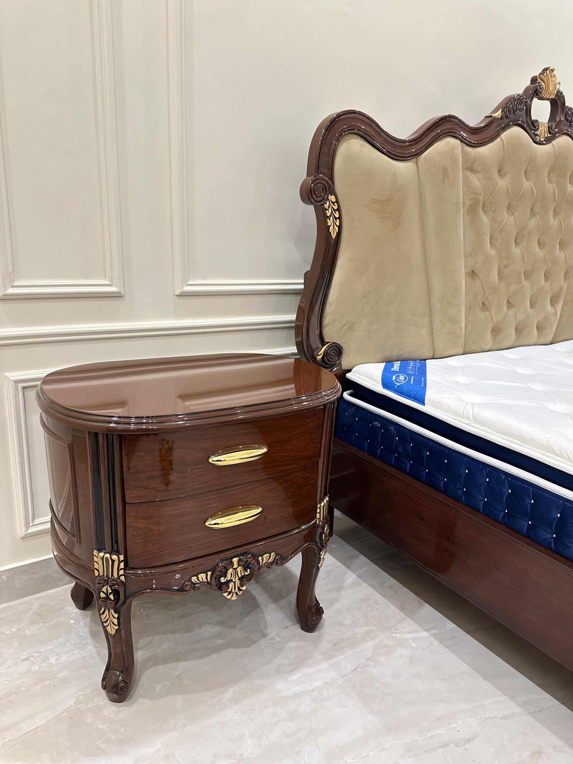 Double Bed Set Carving Style