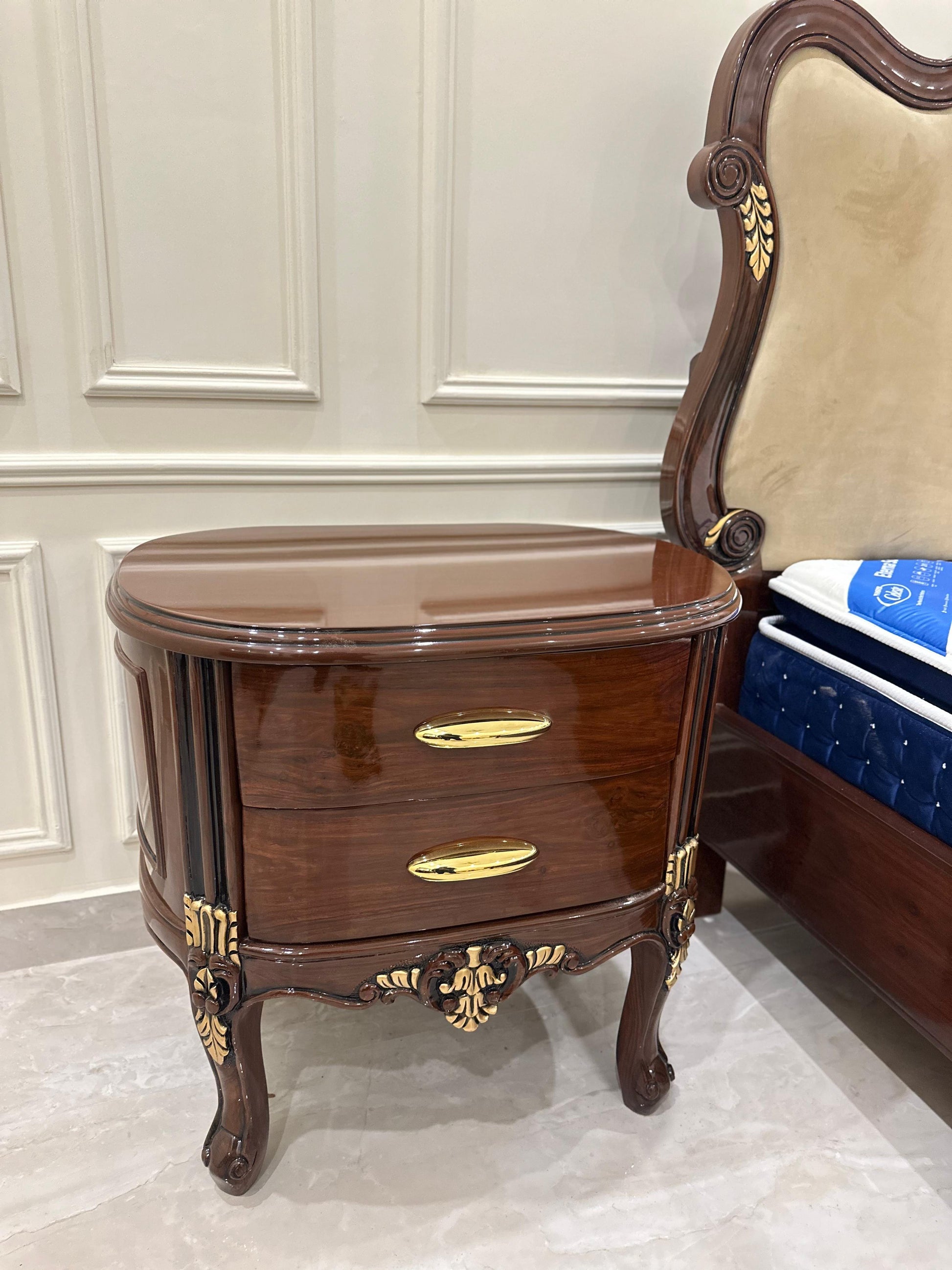 Double Bed Set Carving Style