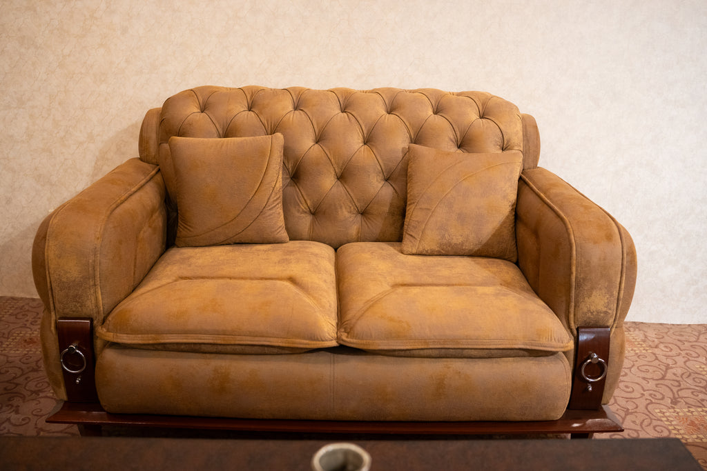 B Style Sofa Set