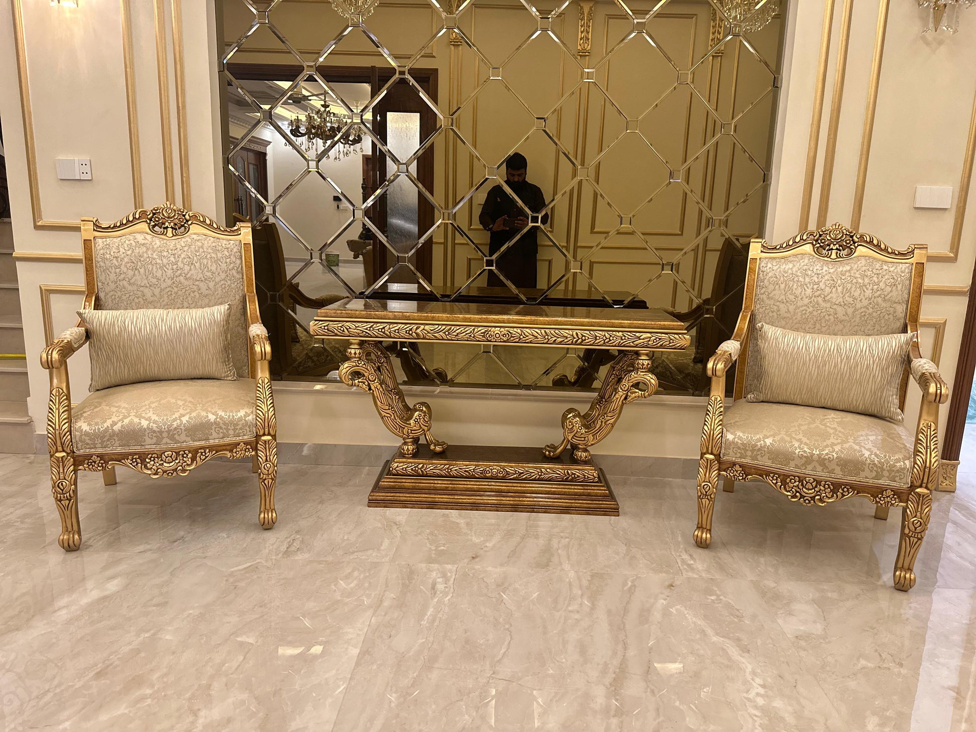 Bed Room Chairs with Console